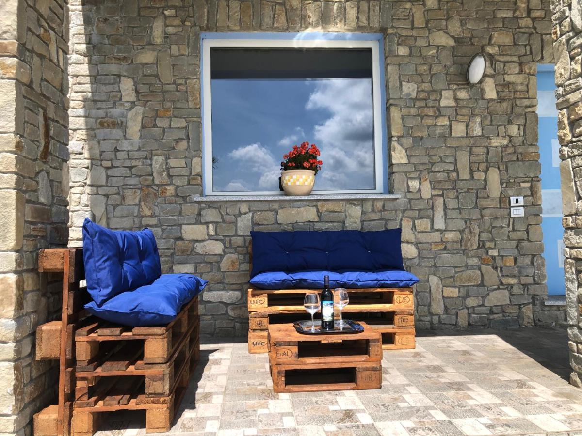 La Casa Blu Apartment Montegrosso d'Asti ภายนอก รูปภาพ